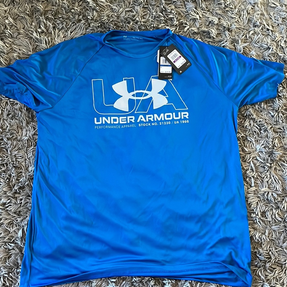 Men’s XXL Under Armour T